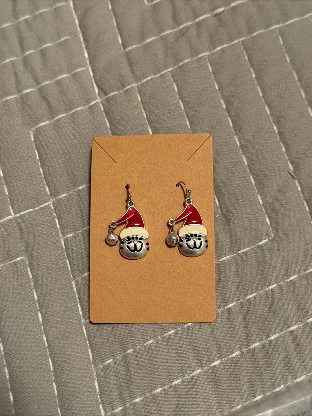New Holiday Cat Face Santa Hat Dangle Earrings - Red and Silver